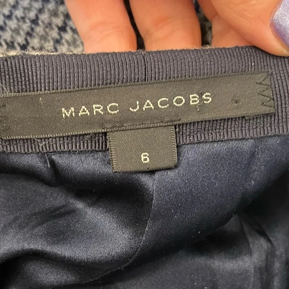 Marc Jacobs Women's Career Classic Black and Gray Checkered Wool Pants Size 6